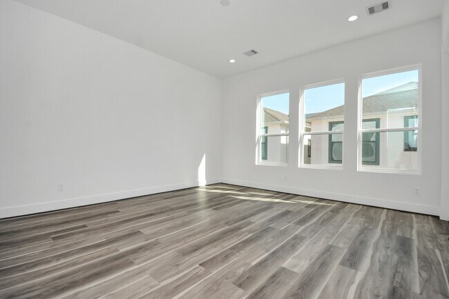 Building Photo - 1507 Robin St