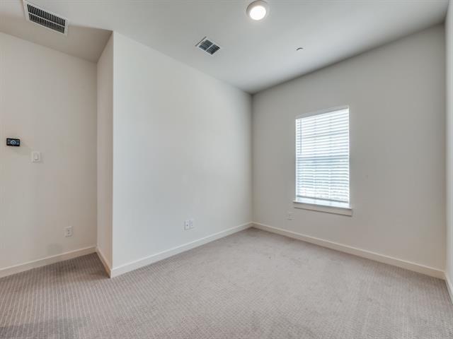 Building Photo - 7432 Atlas Dr