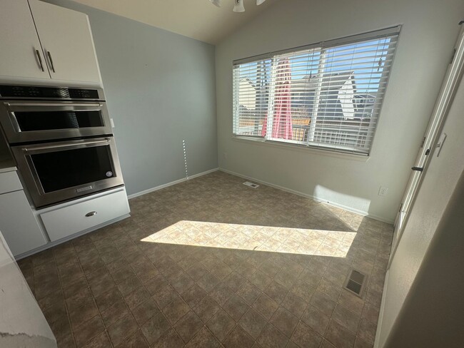 Building Photo - 4523 Brylie Way