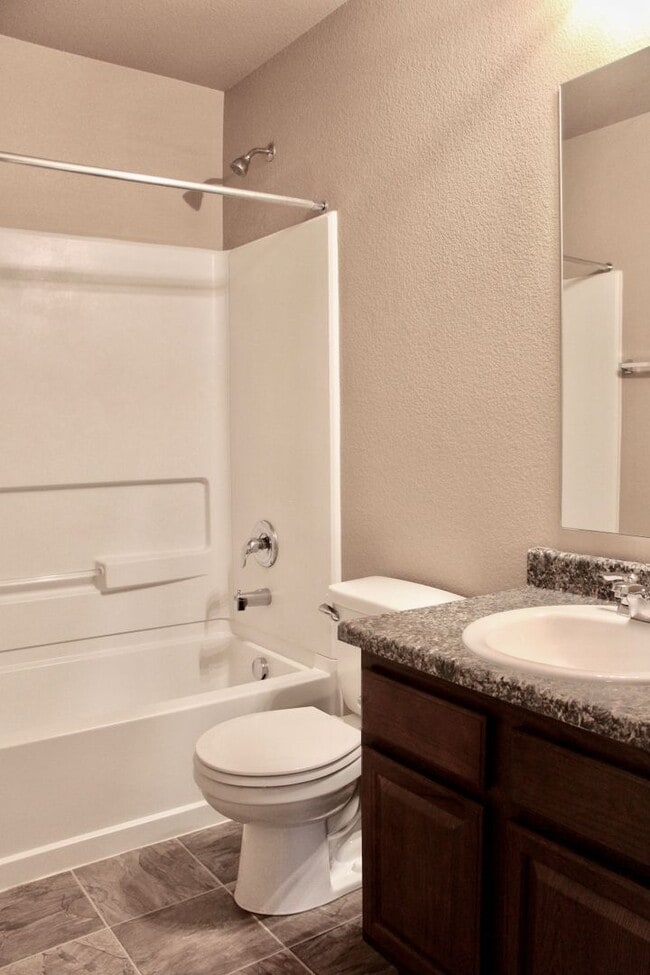 Building Photo - Well Cared For 3 bed/2.5 Bath Home in Security - Widefield