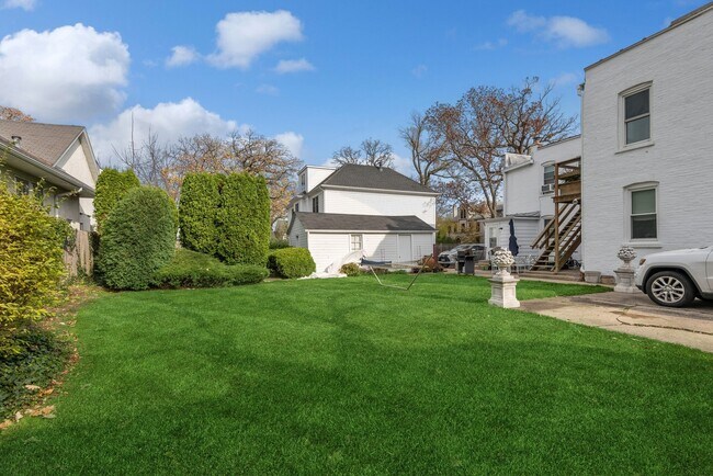 Building Photo - 1099 Tower Rd