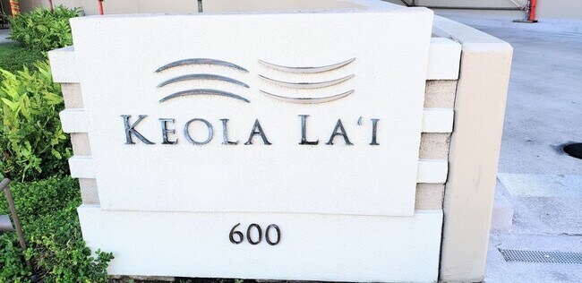Building Photo - Keola Lai Penthouse 2 Bedroom 2 Bathroom 2...