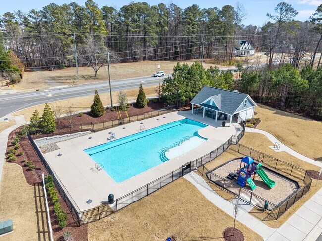 Building Photo - 2710 Turner Pines Dr