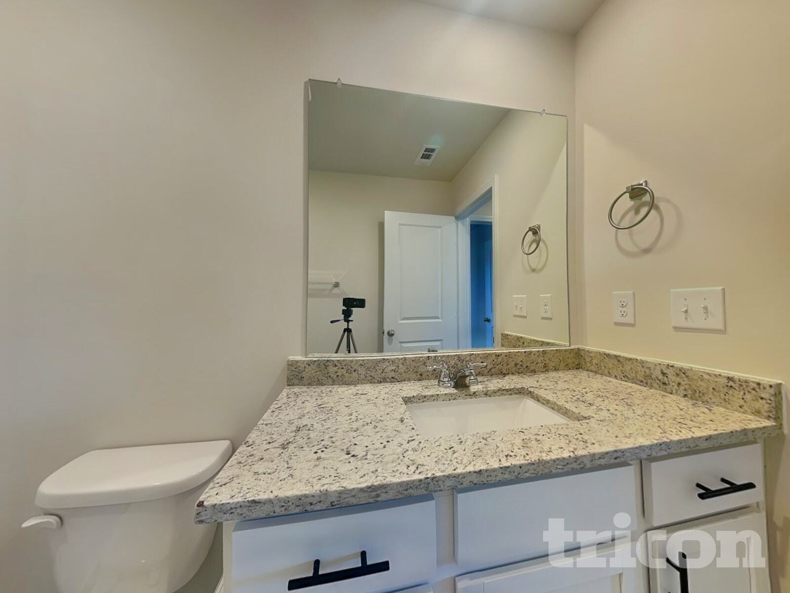 Building Photo - 126 Avondale Blvd SE