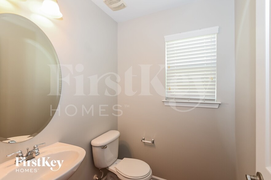 Building Photo - 1544 Moss Creek Dr