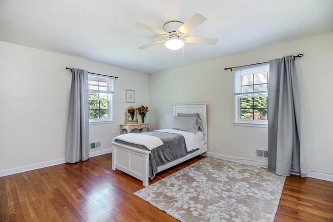 Bedroom 2 - 25 Tamarack Way