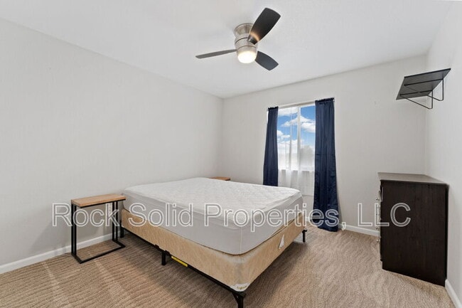Building Photo - 4024 Gunsmoke Rd