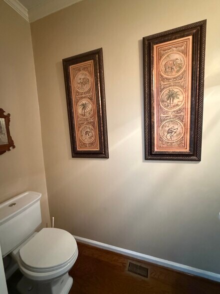 Building Photo - 2722 Wellington Dr