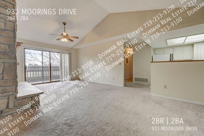 Building Photo - 933 Moorings Dr