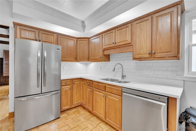 Building Photo - 610 Ashland Ave