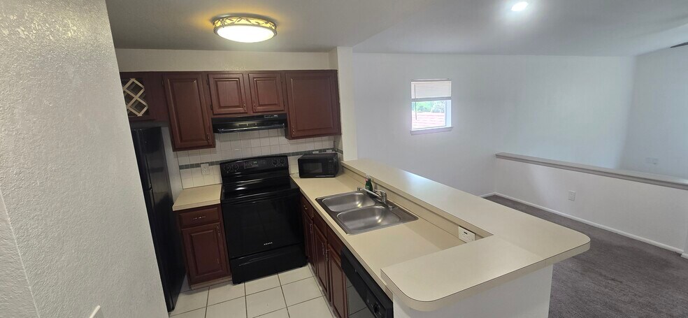 Building Photo - 1825 Palm Cove Blvd