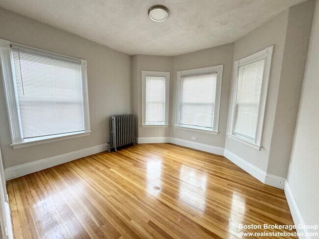 Building Photo - 3 Mt Vernon St