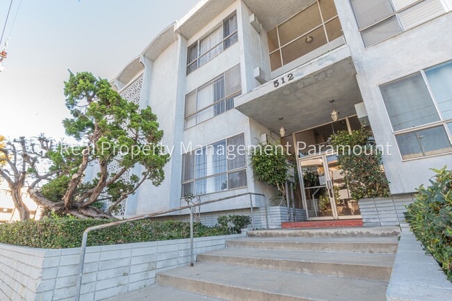 Building Photo - Amazing 2 bed 2 bath