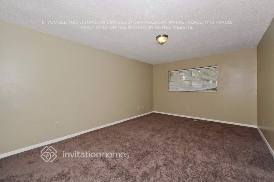 Building Photo - 407 Oriole Cir