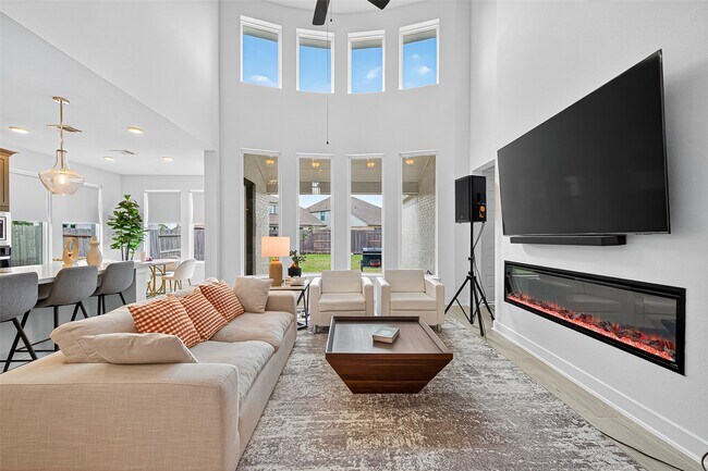 Building Photo - 8735 Flounder Rosa Ln