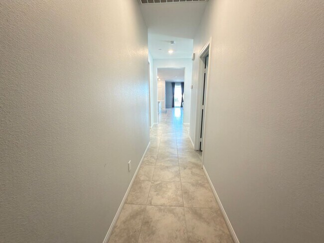 Building Photo - 3618 Tondela Ln