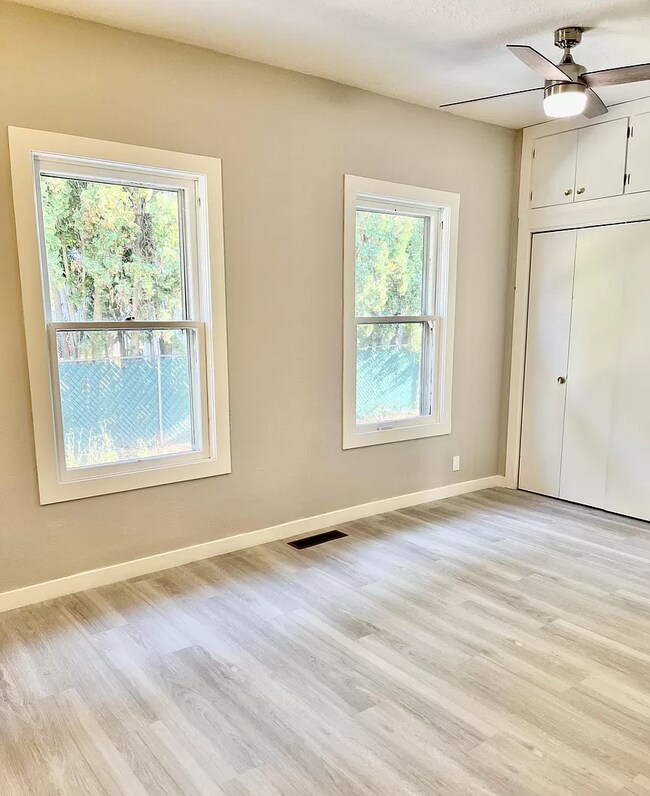 Main Floor Master Bedroom - 5426 N Oberlin St