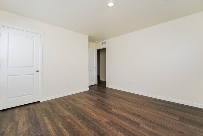 Building Photo - 13486 Oneida Ln