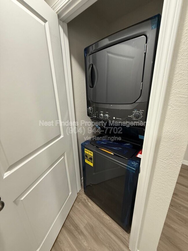 Building Photo - 11478 Oakfield Ct