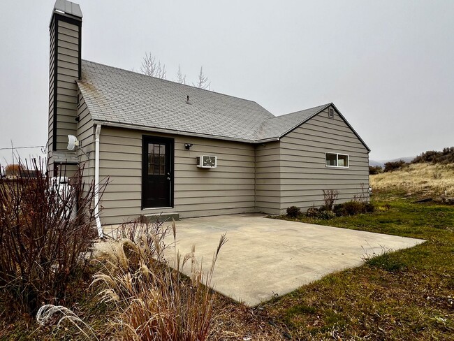 Building Photo - 261 Wilcox Rd