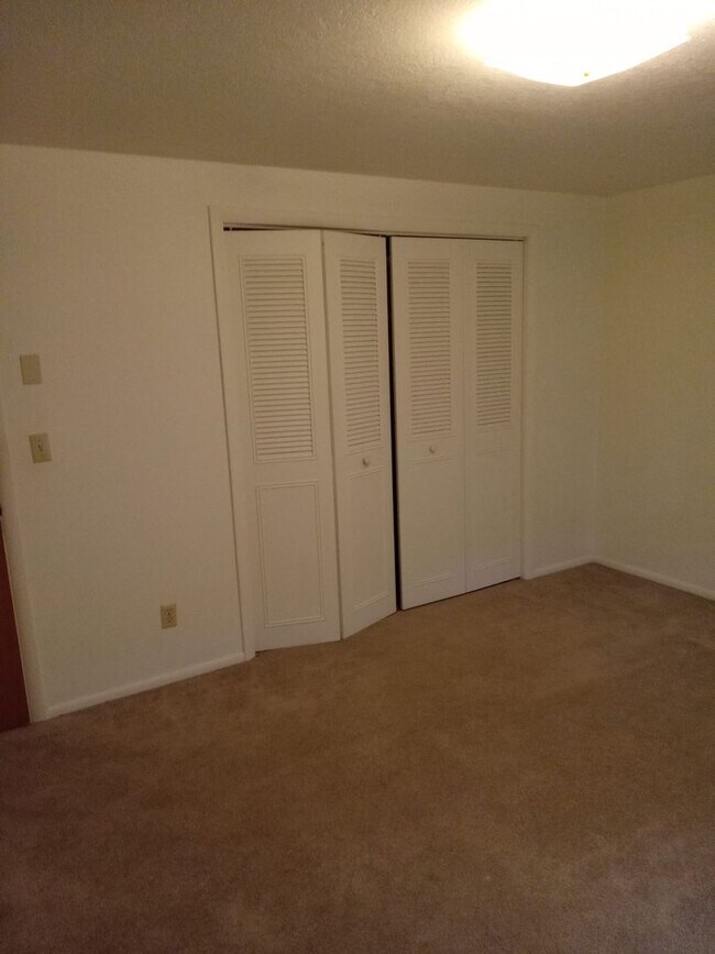 Building Photo - 1214-1216 SW 11th St