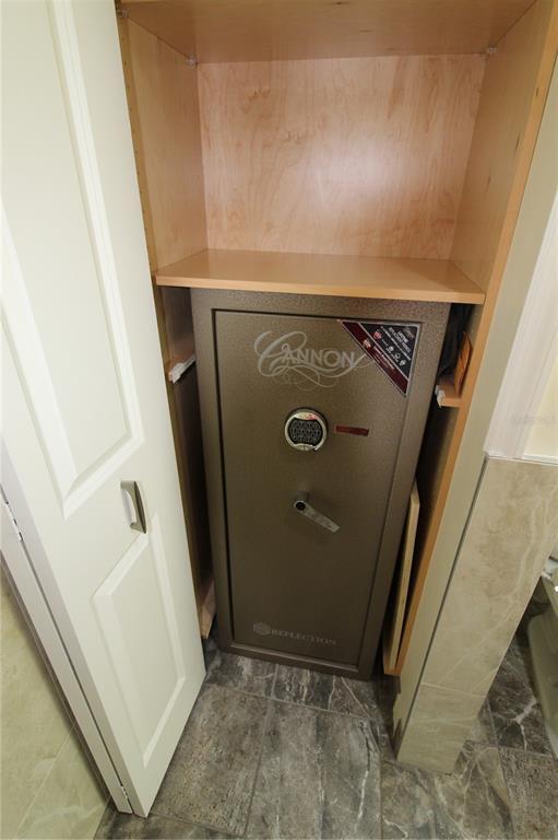 Building Photo - 988 Blvd of the Arts