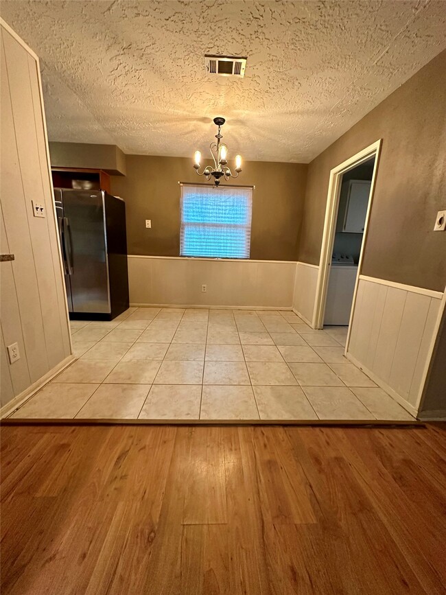 Building Photo - 3238 Cherry Springs Dr