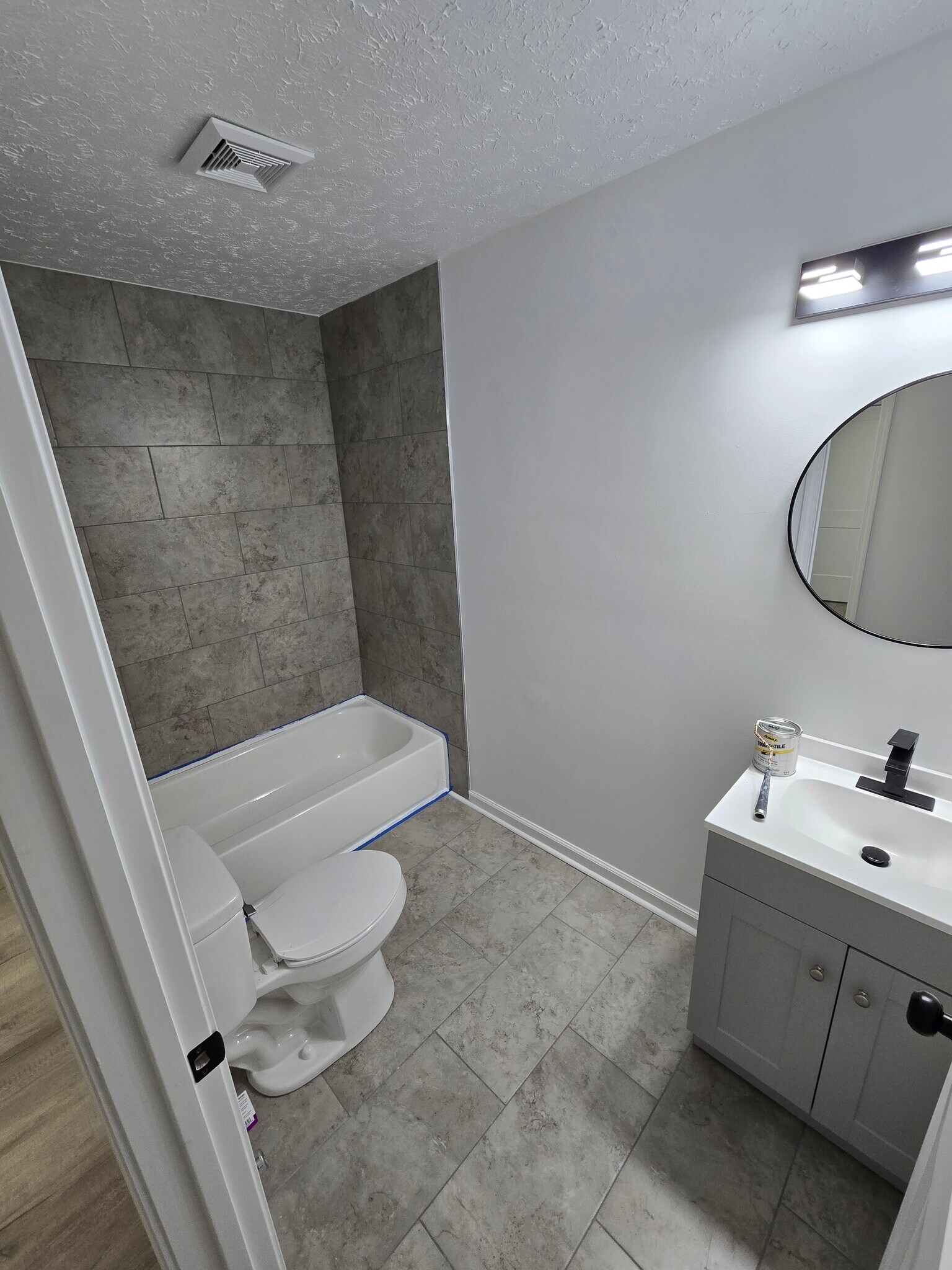 Building Photo - 848 S 23rd St