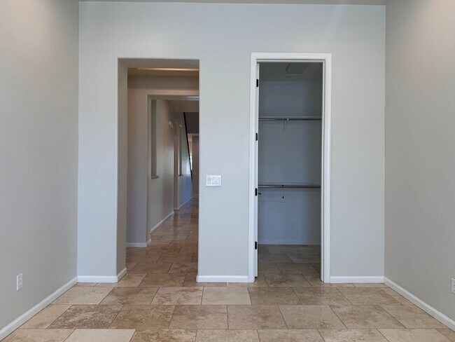 Building Photo - Resort-Style Phoenix Home with Pool, Outdo...