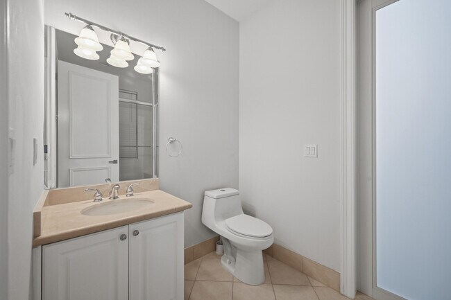 Building Photo - 5006 NW 24th Cir