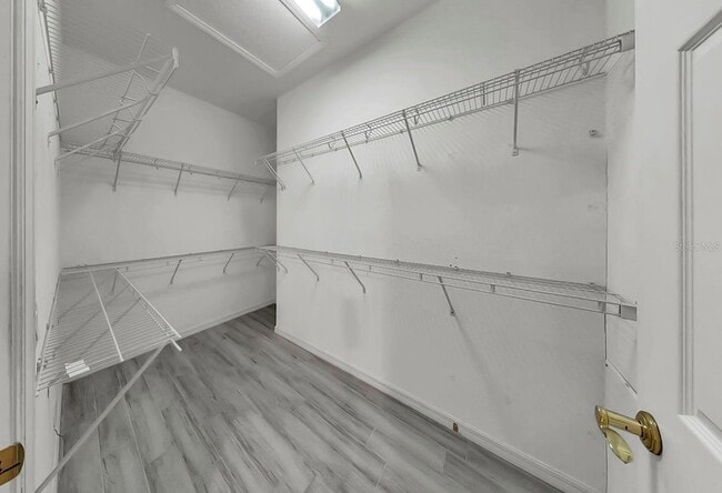 Building Photo - 313 Seneca Falls Dr