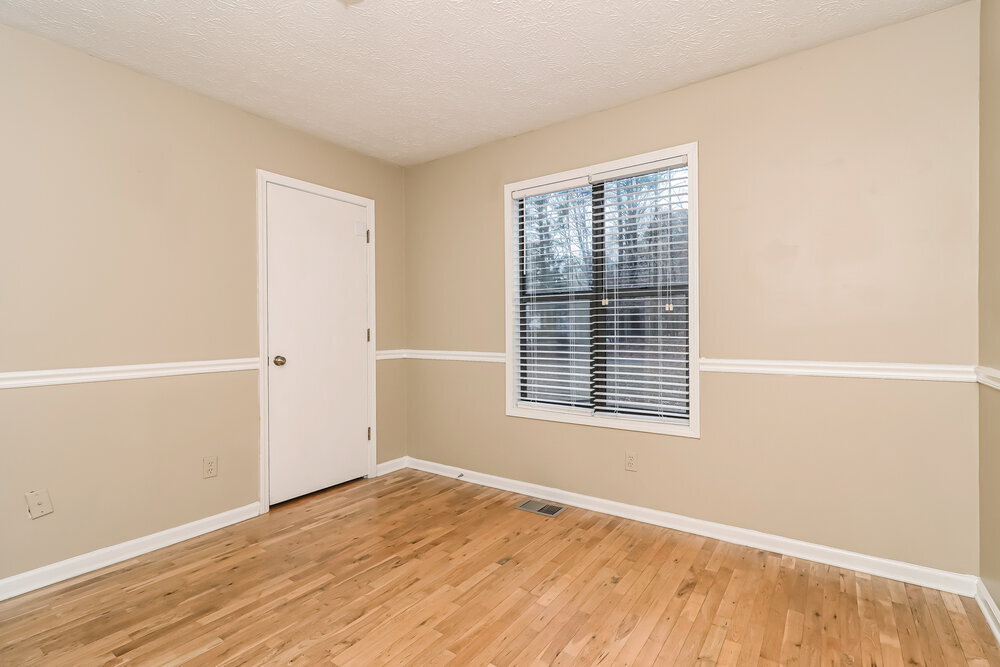 Building Photo - 1204 Trout Dr