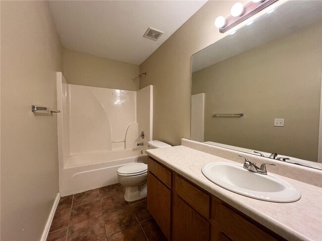 Building Photo - 341 Graystone Cir