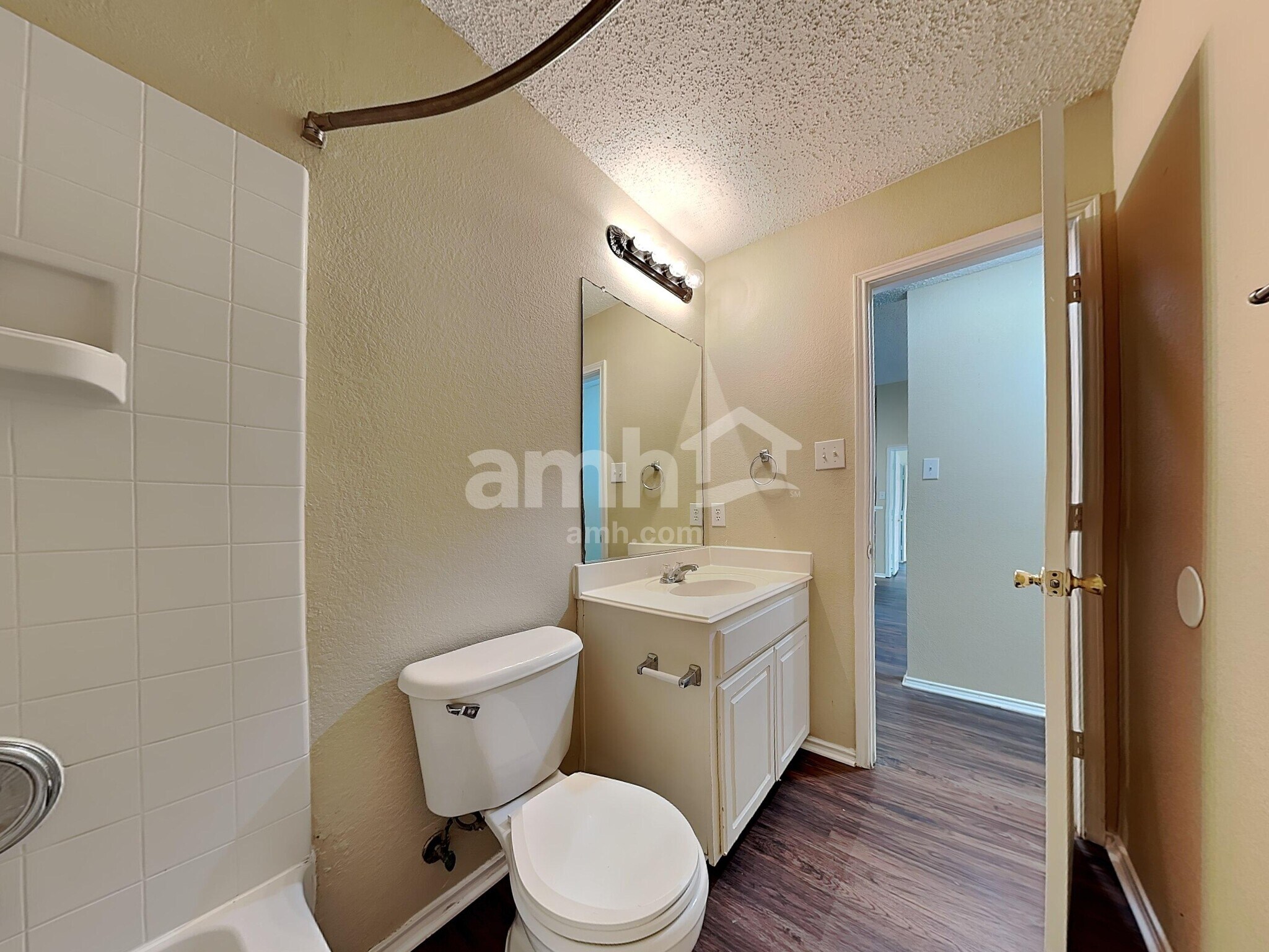 Building Photo - 2012 Cone Flower Dr