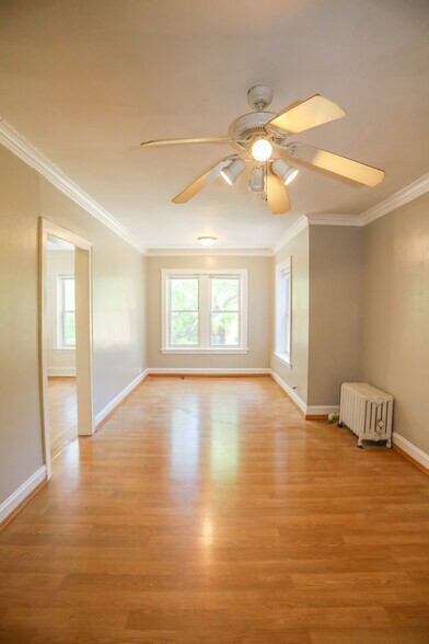 Building Photo - 5063 N Glenwood Ave