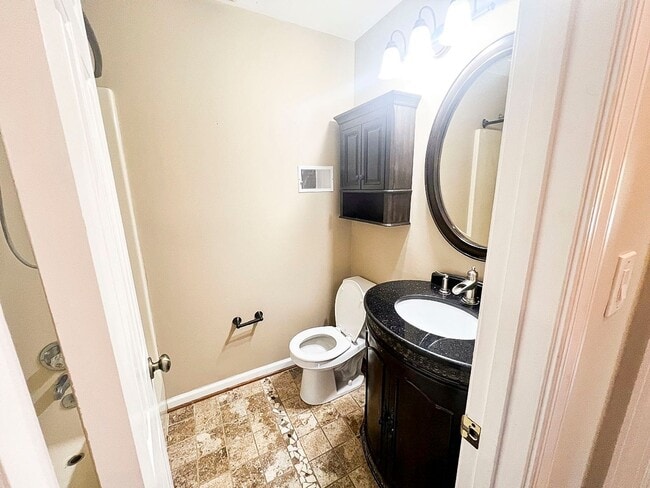 Building Photo - 3502 Old Jones Rd