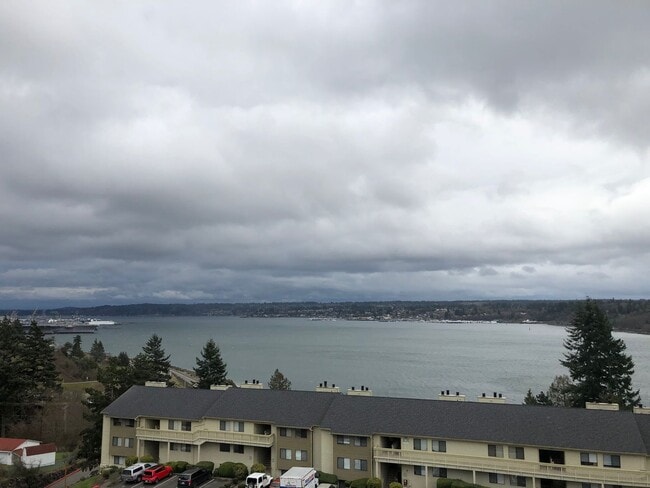 Primary Photo - Sunn Fjord condo with a view.