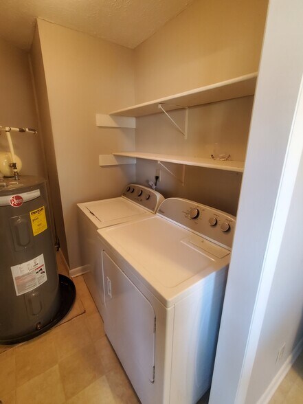 In-unit washer and dryer - 6748 Willowbrook Dr