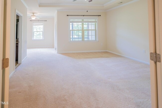 Building Photo - 533 Fumagalli Dr