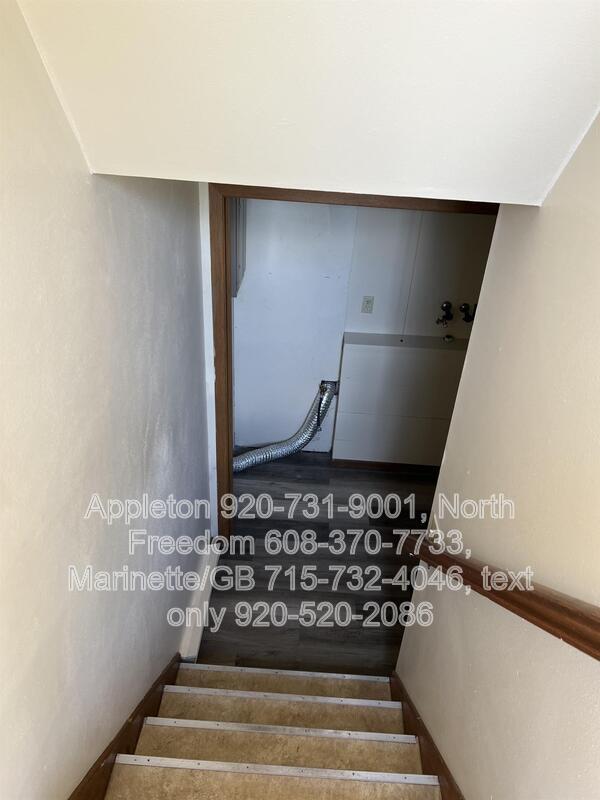 Building Photo - 496 Cedar St