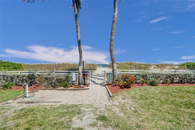 Building Photo - 1750 S Ocean Blvd