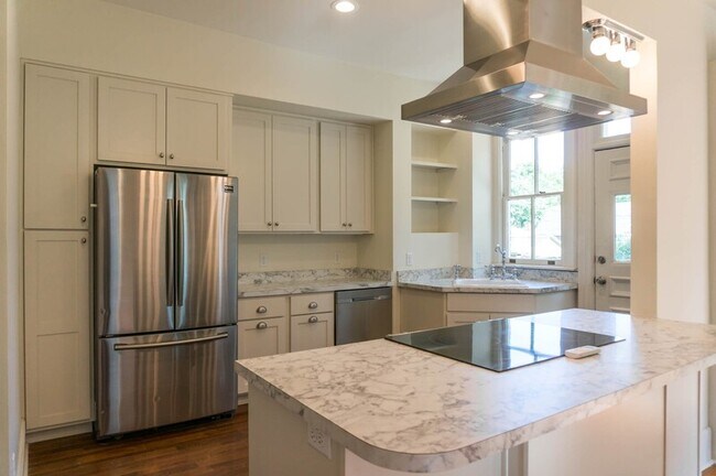 Building Photo - 15 Bearden Ave