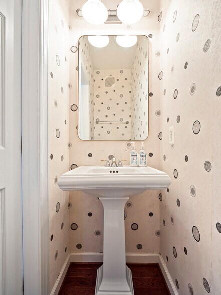 Building Photo - 2498 Curie Ct