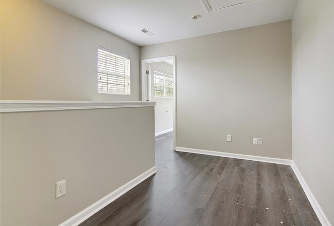 Building Photo - 1861 Cornsilk Dr