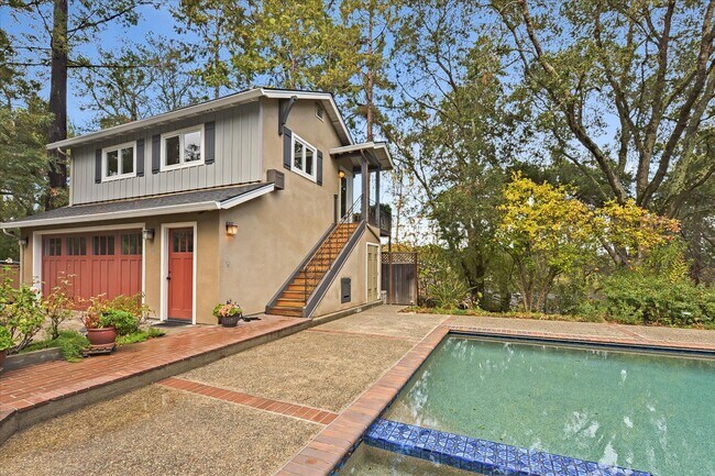 Primary Photo - 60 Corto Ln