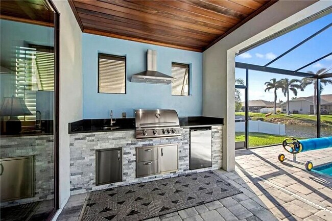 Building Photo - 414 SE 21st Terrace