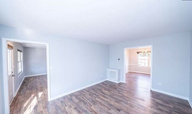 Building Photo - 4 Bdrm / 2.5 Bath Beautiful Lake Home at Central Virginia's largest Community