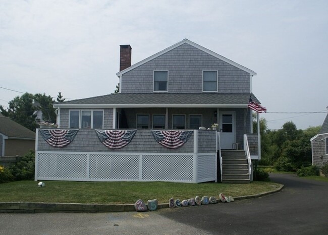 Building Photo - 25 Seaside Rd