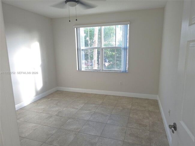 Building Photo - 4506 SW 160th Ave