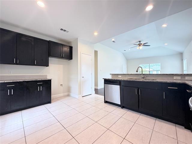 Building Photo - 4901 Rimwood Dr